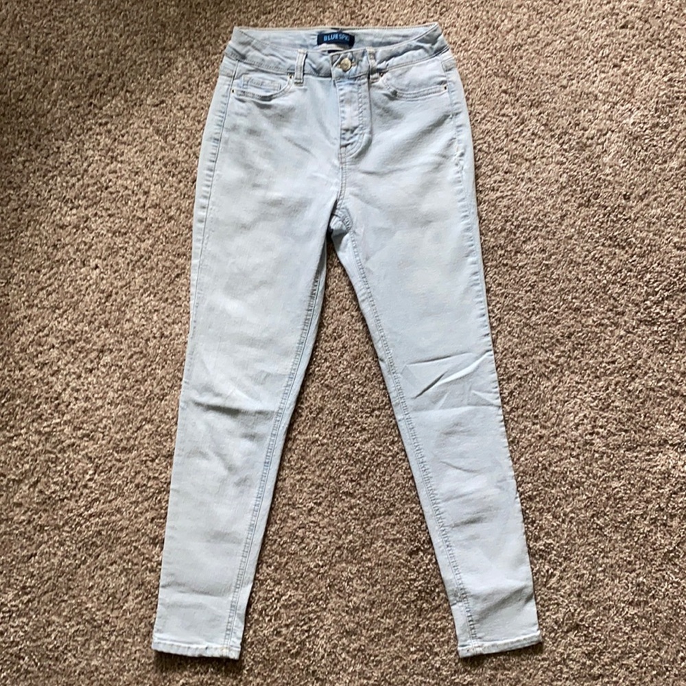 Light Wash Denim Jeans | Size 5 (fit small)